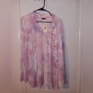 Torrid tie dye long sleeve shirt size 2 (18-20)